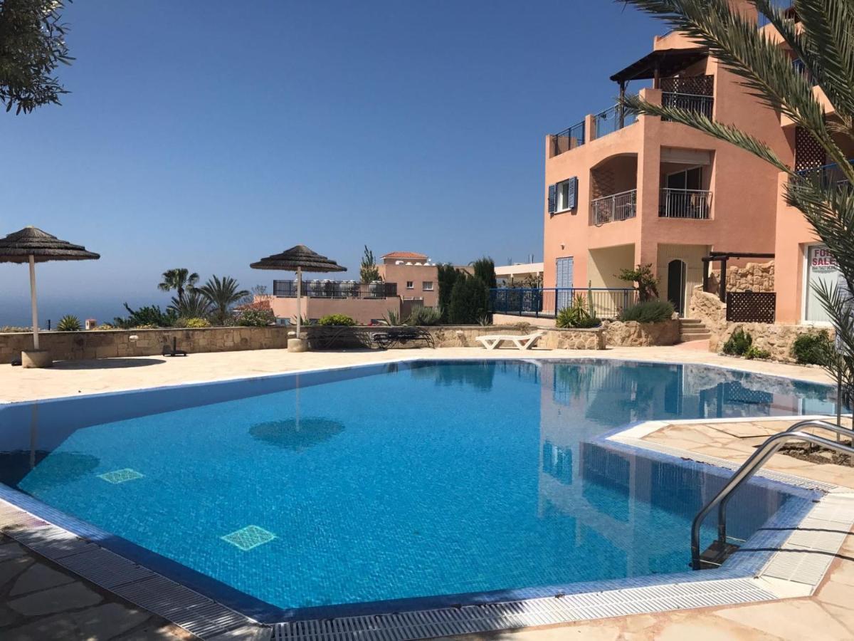 Tala Hills Sea View Apartment Paphos Exteriör bild